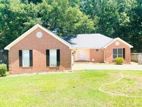 Building Photo - 835 Heather Dr