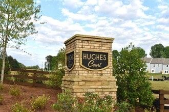 Building Photo - 35 Berryville Dr