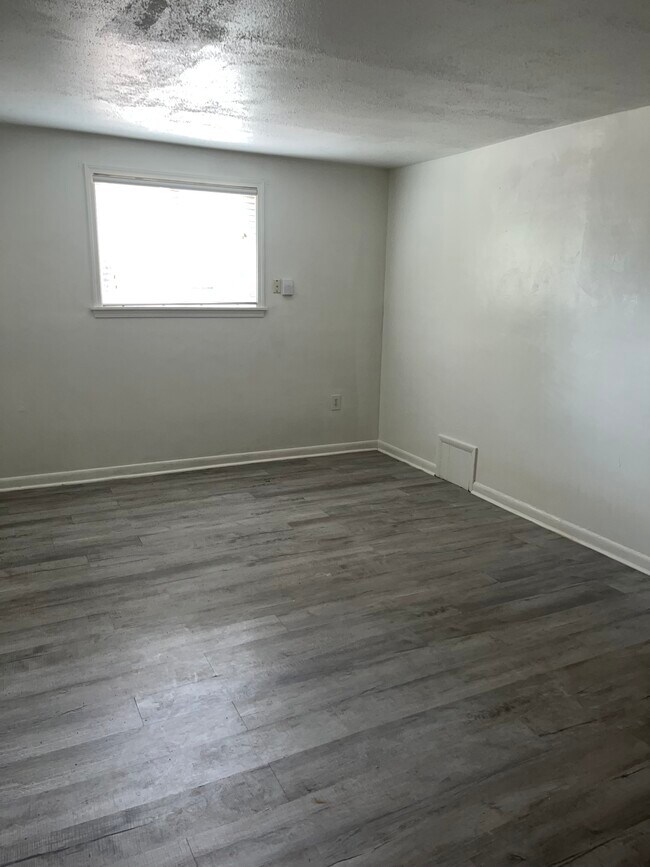 Foto del edificio - 2840 Colonial Ave SW