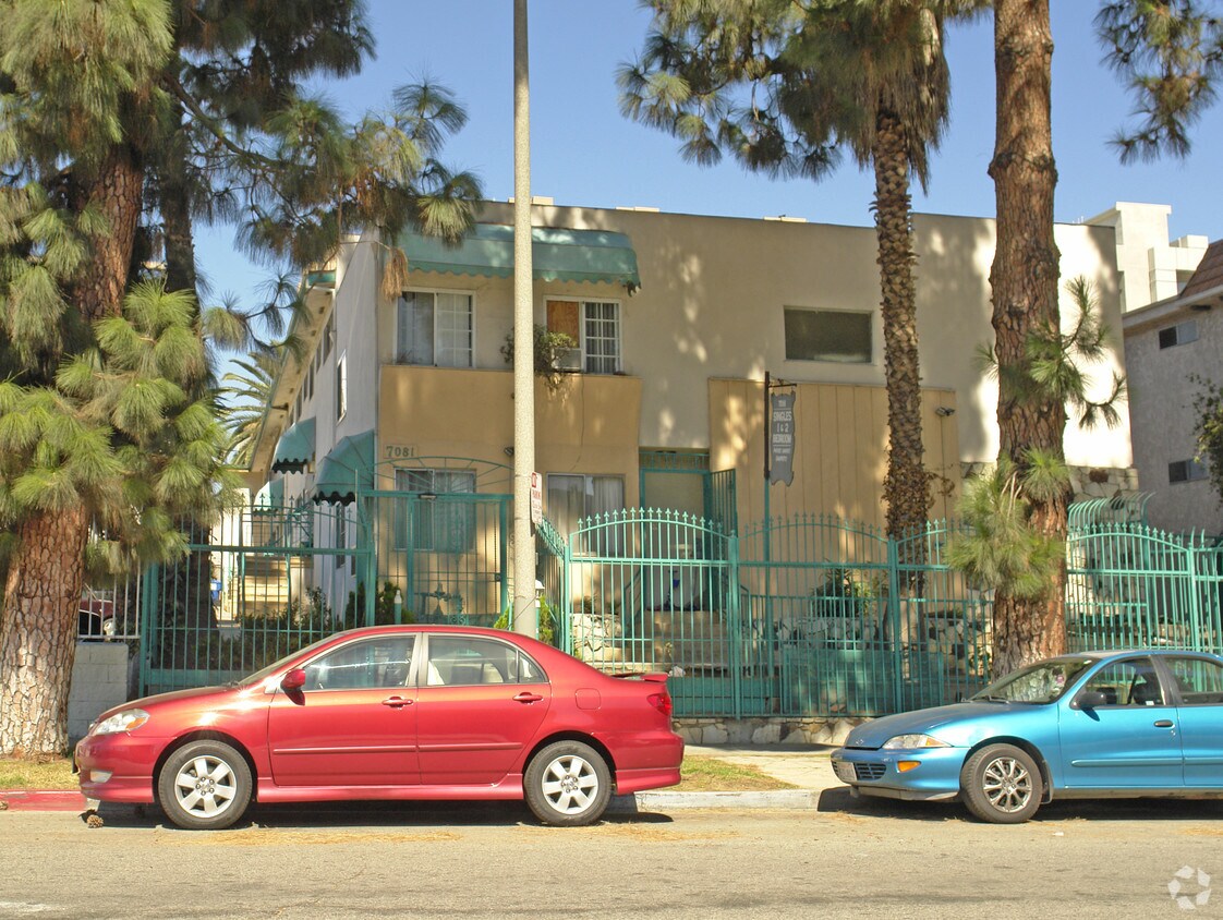 Primary Photo - 7081 Lanewood Ave