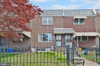 Building Photo - 2019 S Etting St