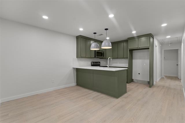 Building Photo - 412 N 5th St