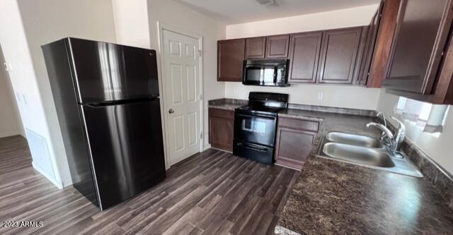 Building Photo - 1074 Kachina Dr