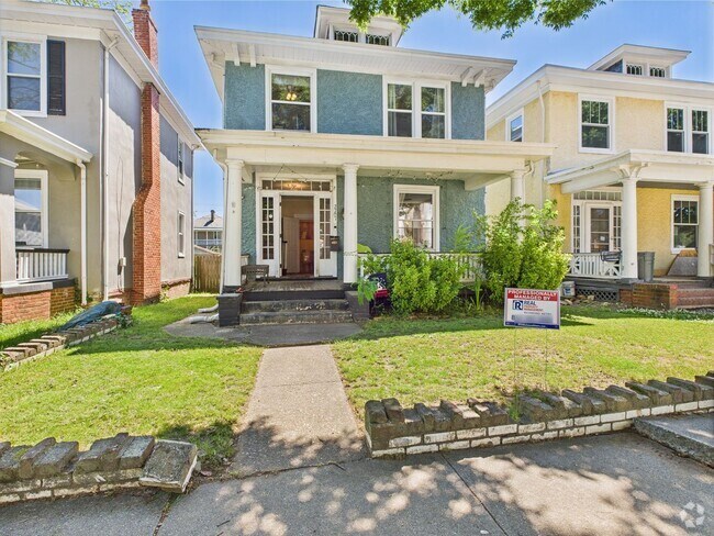 Building Photo - 2707 Hanes Ave
