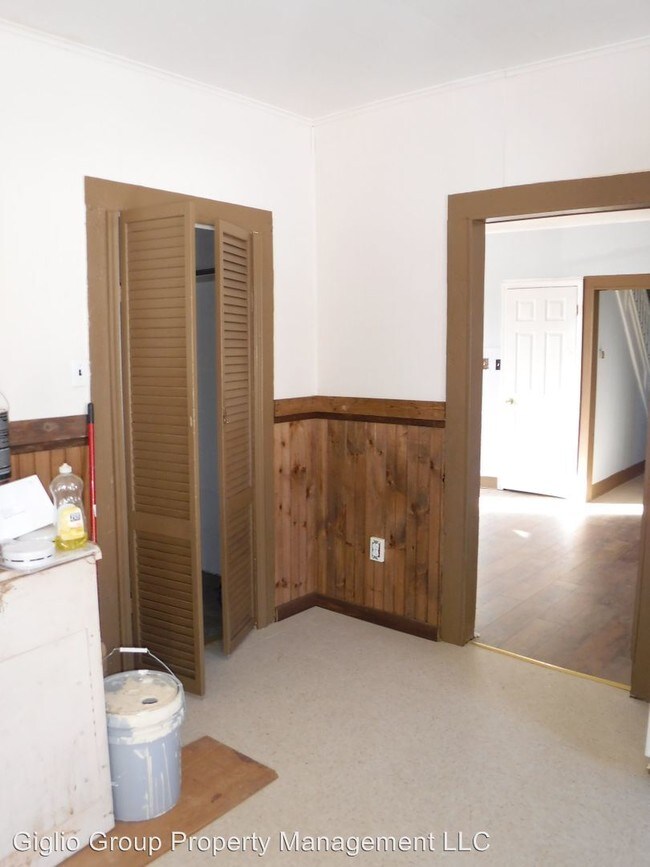 Building Photo - 3 br, 1 bath House - 742 Gino Merli Drive
