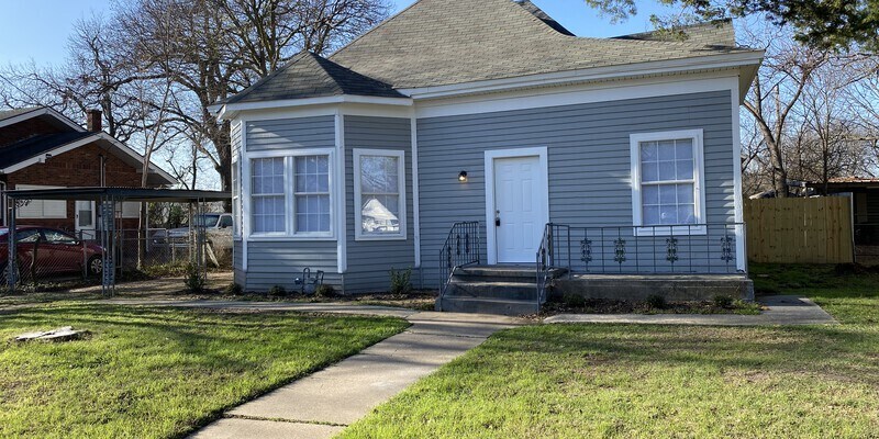 Primary Photo - 603 N. Gaines