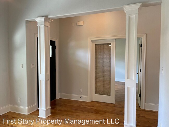 Building Photo - 4 br, 3 bath House - 3251 Carollton Drive
