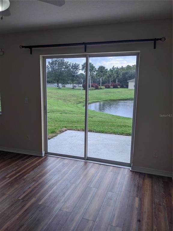 Building Photo - 600 Cresting Oak Cir