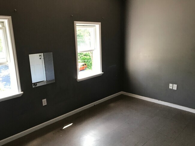Building Photo - 29 Elberon Pl