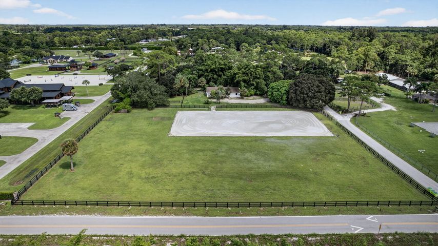 Foto principal - 2340 B Rd