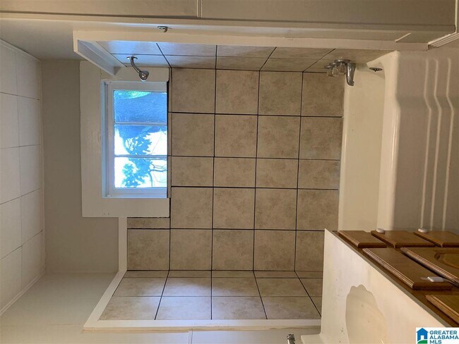 Foto del edificio - 1826 2nd Ave S