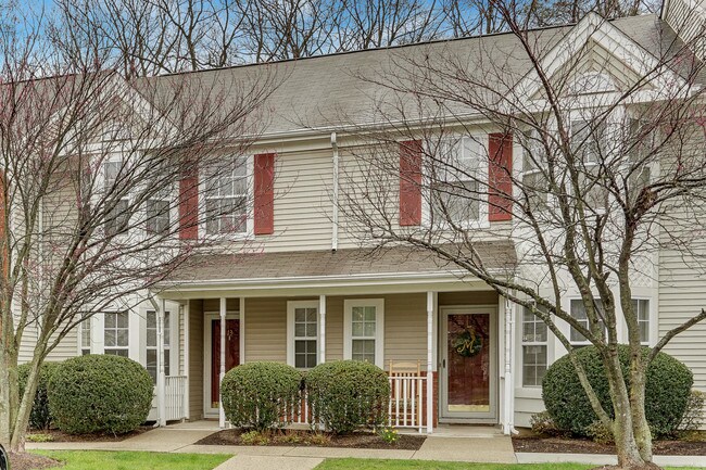 Foto del edificio - 13 Lexington Ct