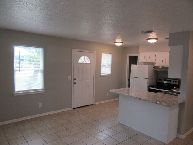 Foto del edificio - 2524 Beech St