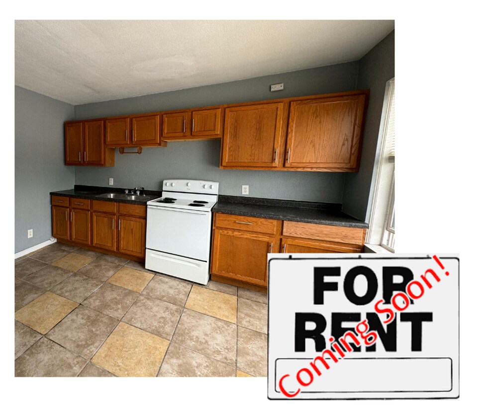 101 W Willow Dr Unit 5, Roseland, IN 46637 Room for Rent in Roseland