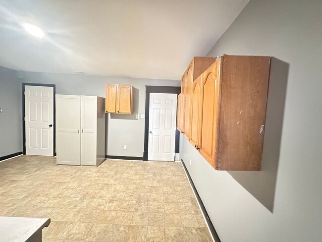 Photo - 268 E Loudon Ave Apartment