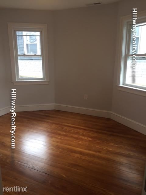 Foto del edificio - 70 Weld Hill St