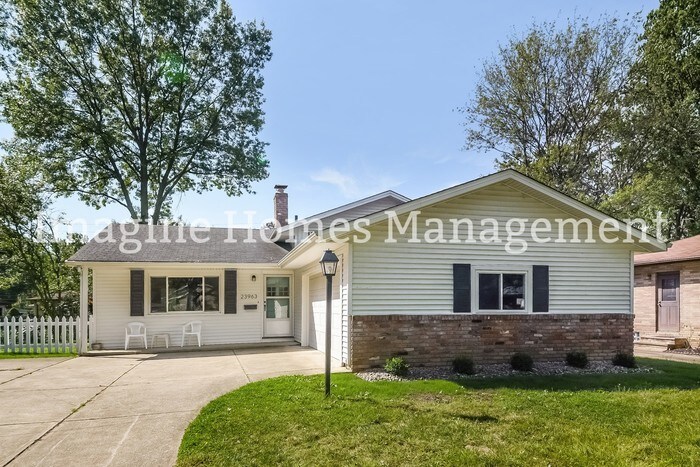 Primary Photo - Beautiful Split-level Home in North Olmsted