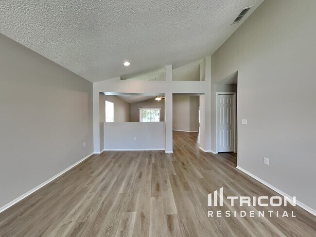Foto del edificio - 5504 Starling Loop