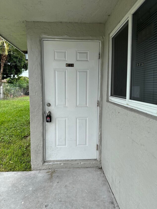 Primary Photo - 4710 Myla Ln