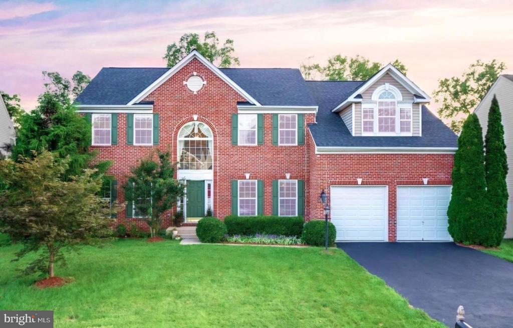 Foto principal - 8464 Hessian Hill Ct