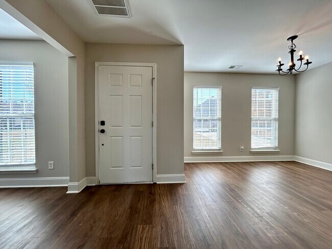 Foto del edificio - 10120 Baxter Caldwell Dr