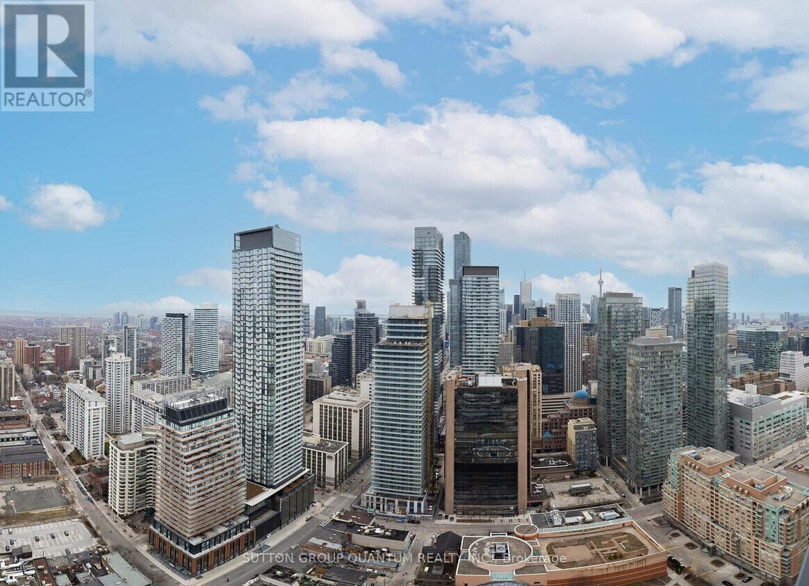 Primary Photo - 11-4111 Wellesley St W