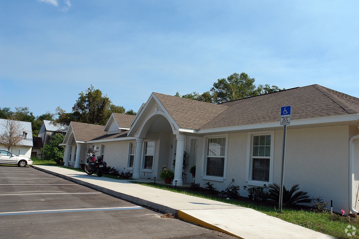 Building Photo - 5220 SE 110th St