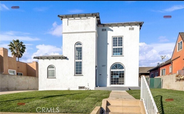 Foto principal - 2207 W 78th St