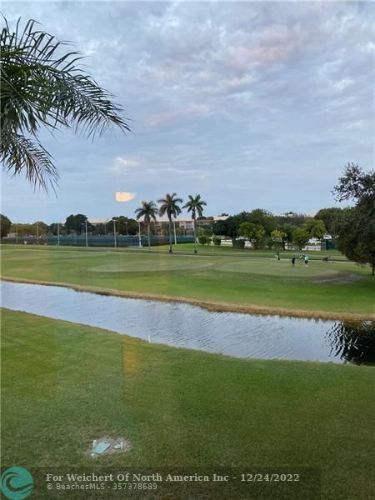 Foto del edificio - 1001 SW 128th Terrace