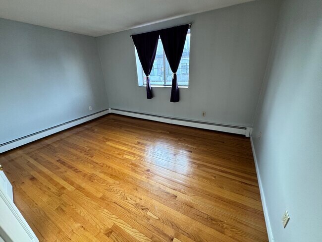 Foto del edificio - 14 Murdock St