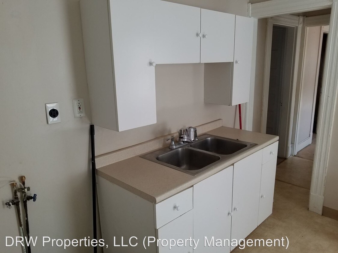 Foto principal - 155-157 E Liberty St