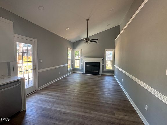 Building Photo - Build Equity While Leasing - Lease and Own...