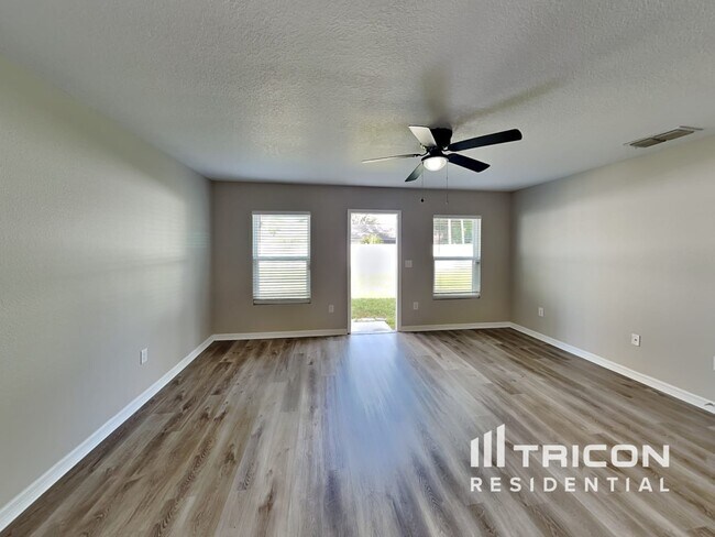Building Photo - 8397 Coral Street Spring Hill FL