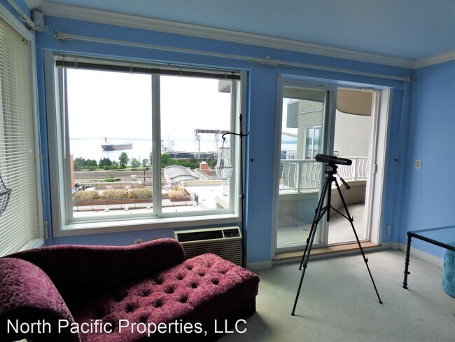 Building Photo - 2 br, 2 bath House - 601 West Mercer Place...
