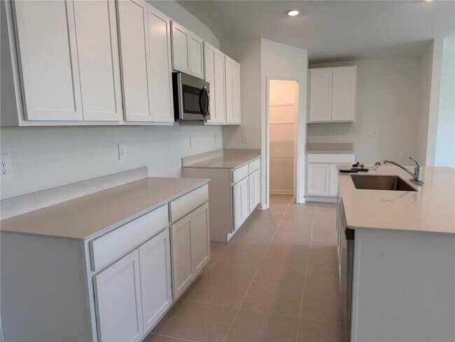 Foto del edificio - 3484 Chinotto Dr