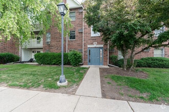 Building Photo - 1332 Cunat Ct