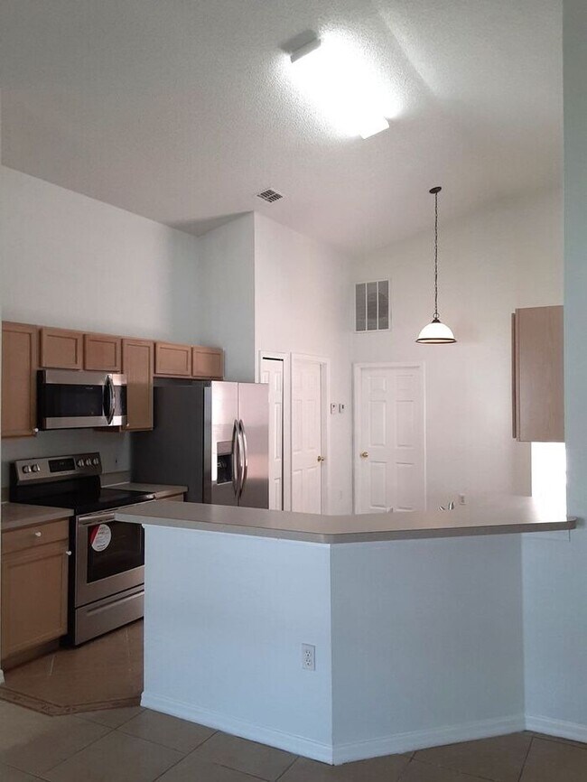 Building Photo - Single Family Home in Peppertree at Cypres...