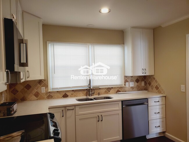 Foto del edificio - 3172 Bob Cox Rd