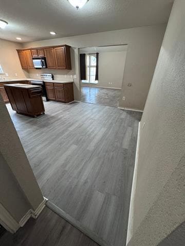 Building Photo - 8821 Stirrup Way