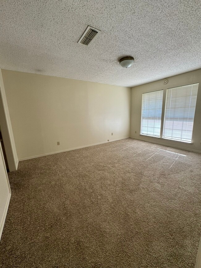 Building Photo - 1203 Avenue C