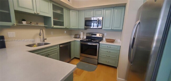 Foto del edificio - 2800 N Ocean Dr