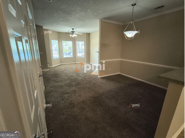 Building Photo - 163 Chastain Way