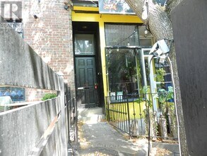 Building Photo - 24-224 Baldwin St