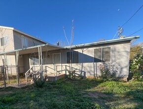 Building Photo - 114 W Head St