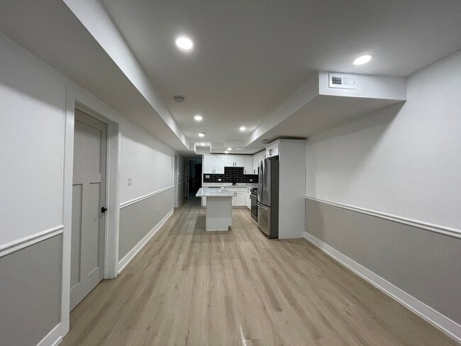 Building Photo - 1829 S Kedzie Ave