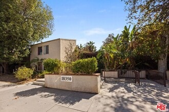 Building Photo - 18350 Hatteras St