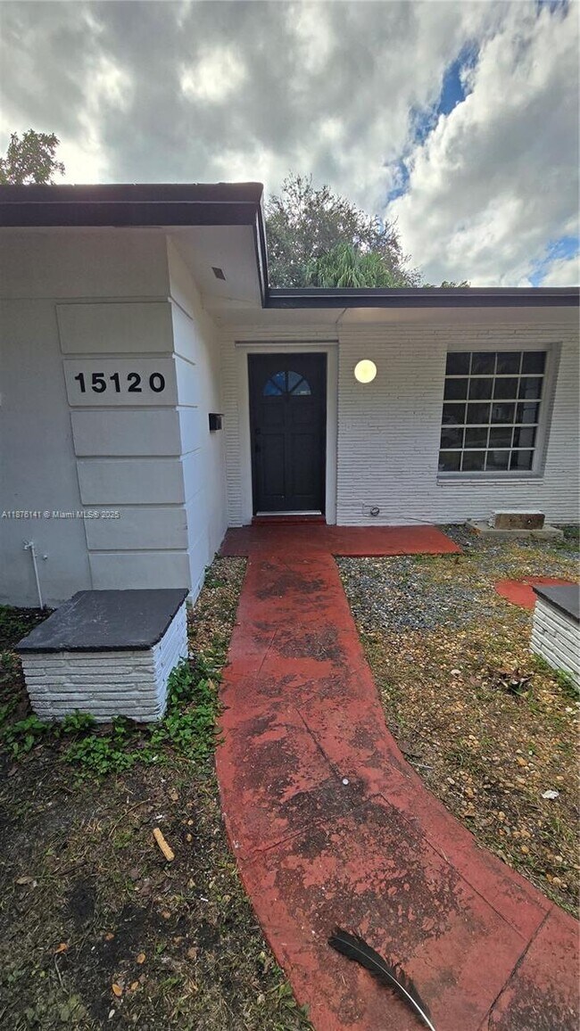 Foto del edificio - 15120 SW 87th Ave
