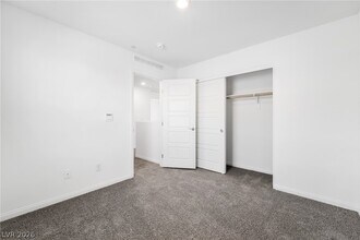 Building Photo - 1111 Saffron Toucan Ln