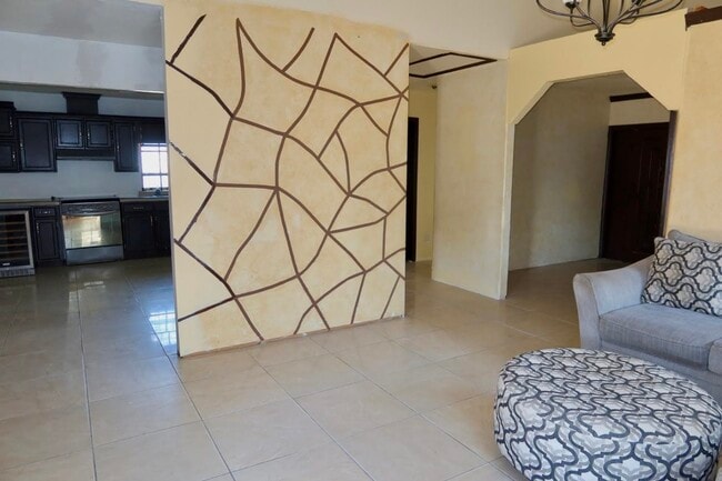 Foto del edificio - 4544 La Cienega Ln