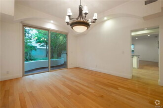 Building Photo - 2753 Piedmont Ave